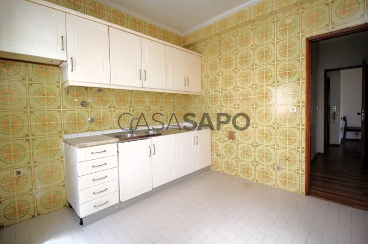 Apartamento T2 para comprar em Caldas da Rainha