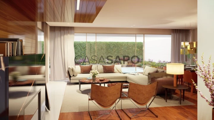 House 5 Bedrooms | Oporto Properties