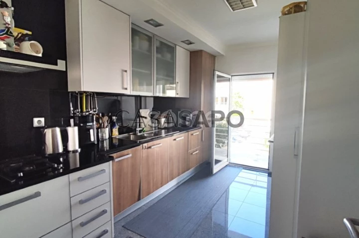 Apartamento T2 para comprar em Oeiras