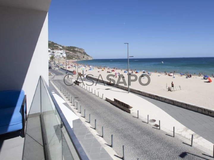 Studio apartment with sea view, terrace and guaranteed profitability, in Sesimbra