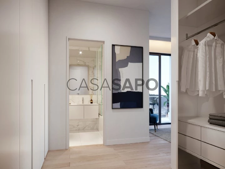 2-bedroom apartment with balcony and garage in Praça de Espanha, Lisbon