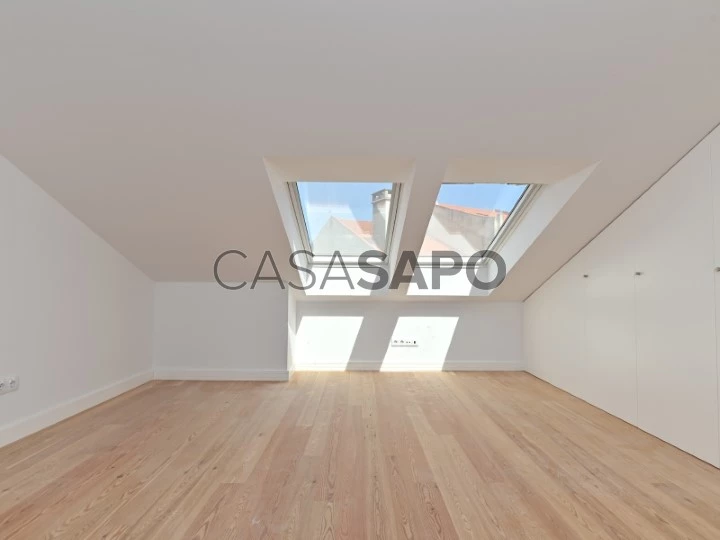 Apartamento T2+1 Duplex para comprar em Lisboa