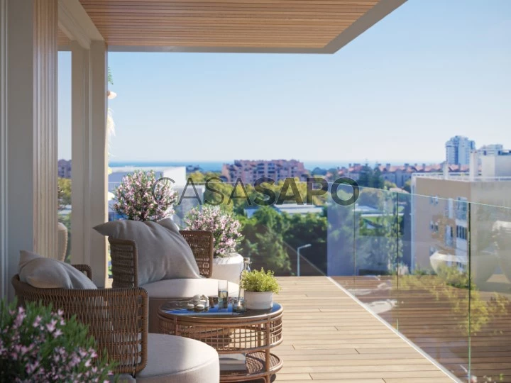 Fantastique appartement de 4 pièces avec balcon et vue sur la mer à Cascais