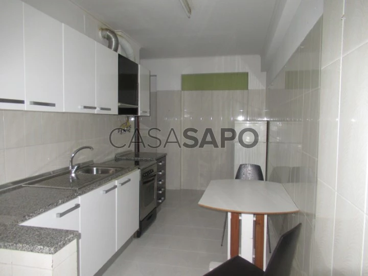Apartamento T1 para comprar / alugar em Sintra