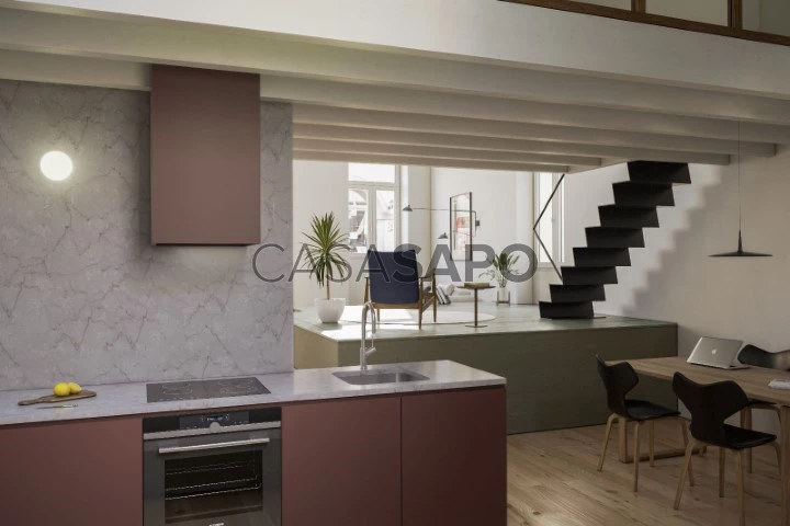 Apartamento T2 Triplex para comprar no Porto