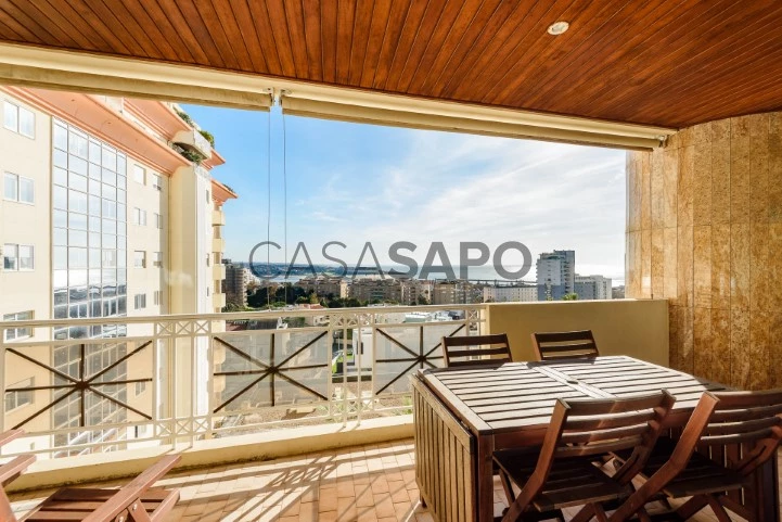 Apartamento T4+1 para comprar no Porto