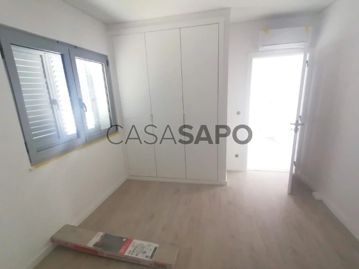 Apartamento T2 para comprar em Loures