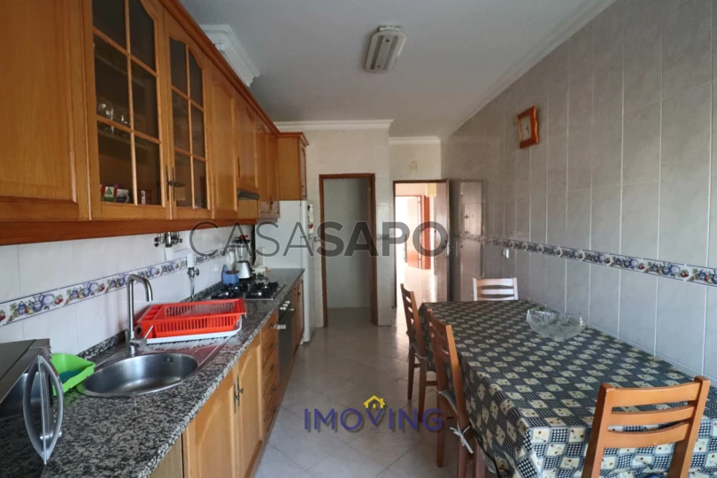 Apartamento T2 para alugar na Moita