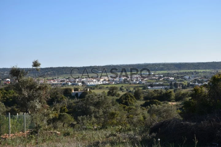 Casa antiga para reconstrução perto Algoz Silves