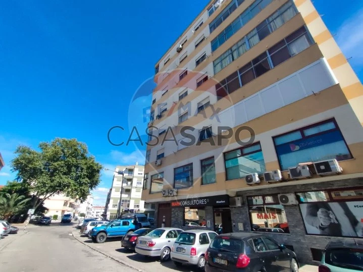 Apartamento T3 para comprar no Seixal