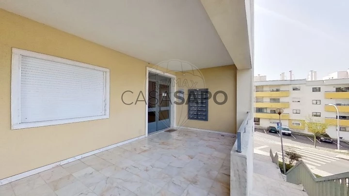 Apartamento T3 para comprar na Amadora