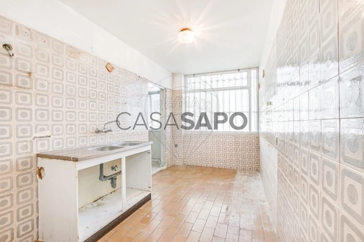 Apartamento T4 para comprar em Oeiras