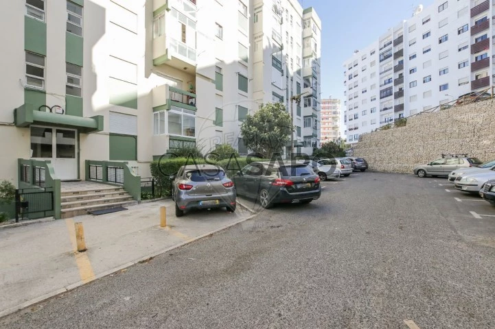 Apartamento T1 para comprar em Sintra
