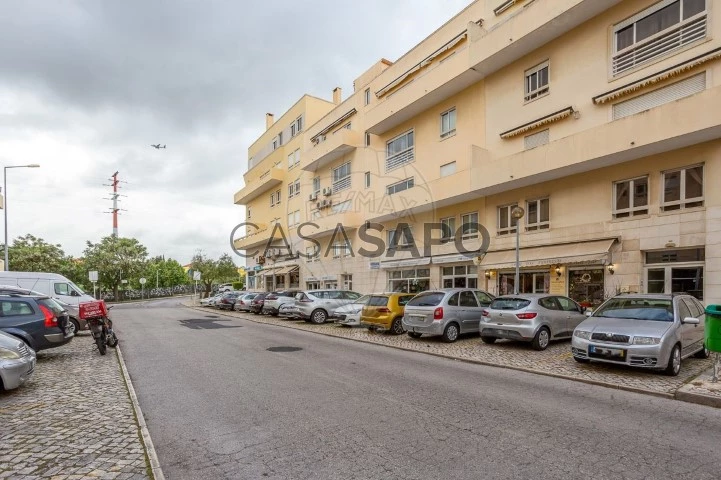 Apartamento T3 para comprar em Loures