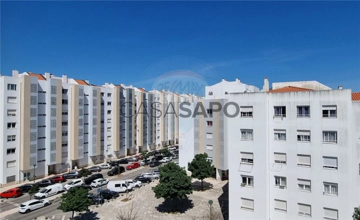 Apartamento T3 para alugar em Oeiras