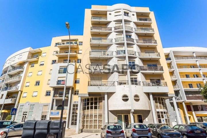 Apartamento T2 para comprar em Oeiras