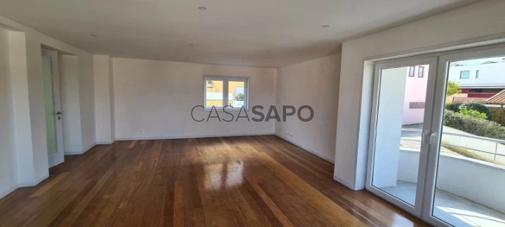 Moradia T4 para comprar em Vila Nova de Gaia