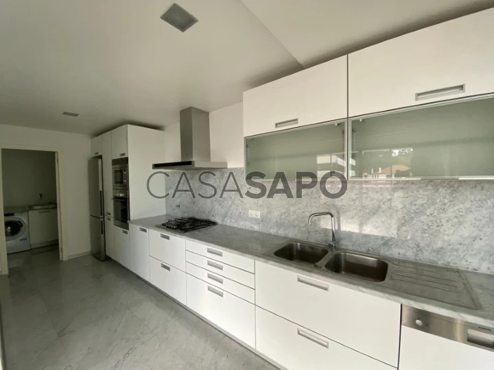 Apartamento T3 para comprar / alugar no Funchal