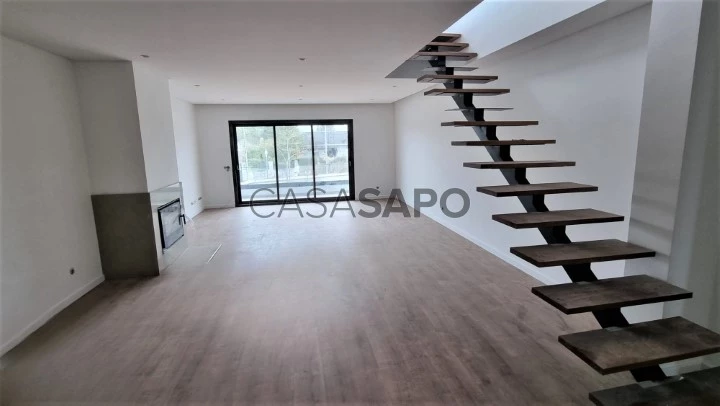 Apartamento T4 para comprar em Condeixa-a-Nova