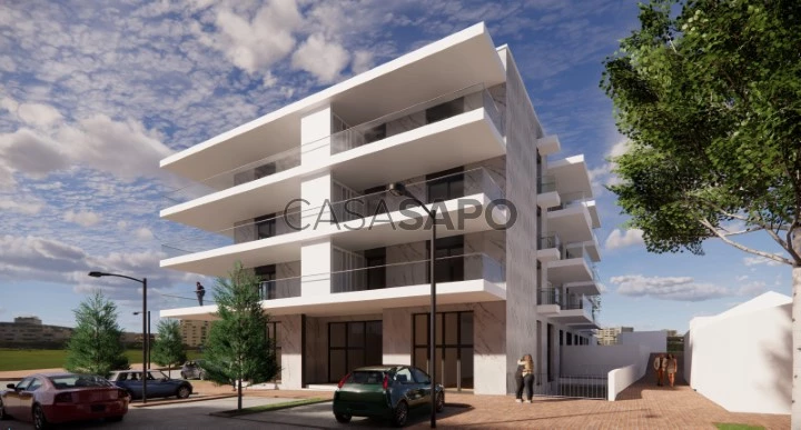 Apartamento T3 com garagem, vende-se Coimbra