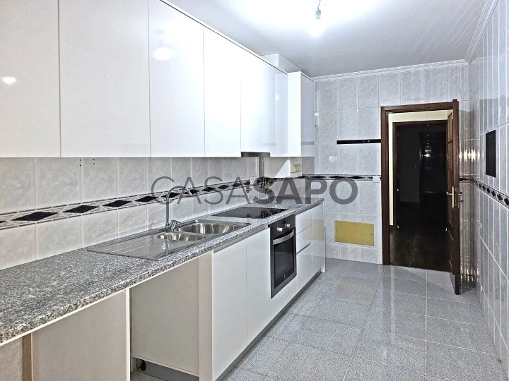 Apartamento T4 para comprar em Viana do Castelo