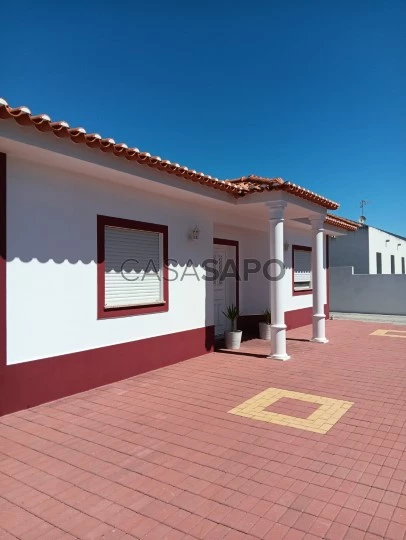 Moradia M4 c/ piscina - Vendas Novas - exterior