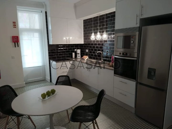 Apartamento T6+2 para comprar em Coimbra