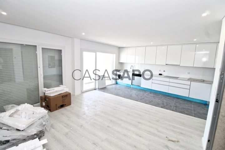 Apartamento T2 para comprar no Seixal