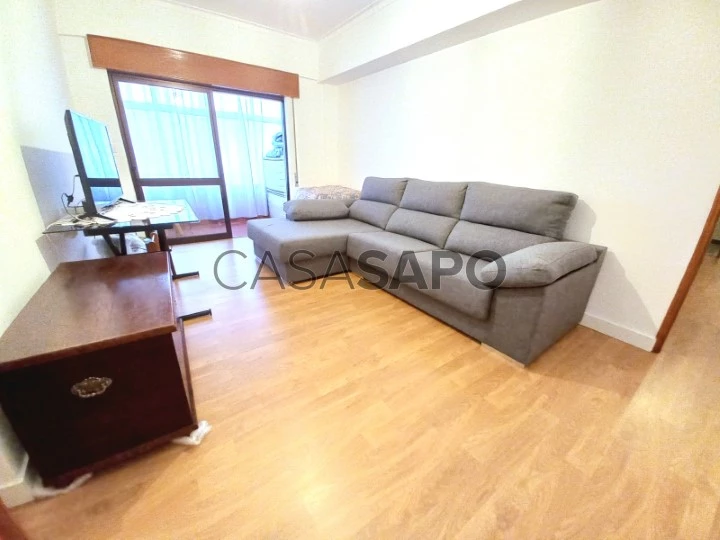 Apartamento T2 para comprar em Almada