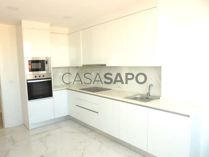 Apartamento T4 para comprar em Coimbra