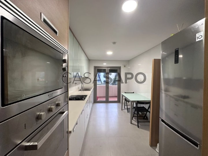 Apartamento T2 para alugar em Loures