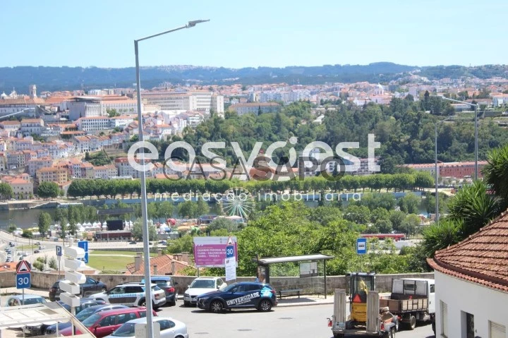 Apartamento T5 para comprar em Coimbra