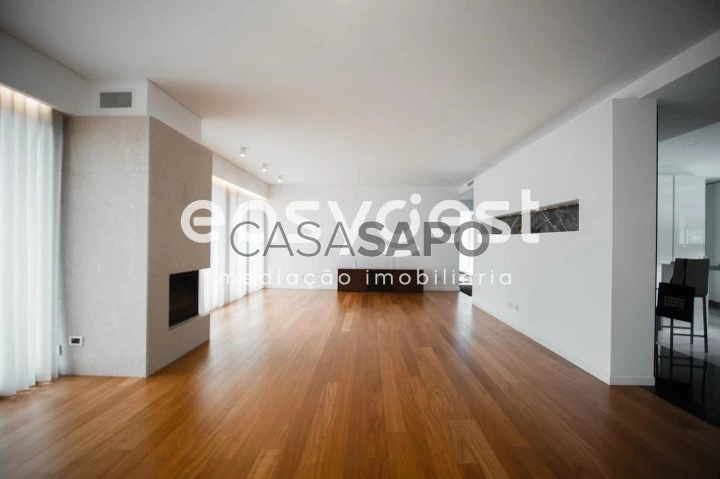 Apartamento T6 para comprar em Coimbra