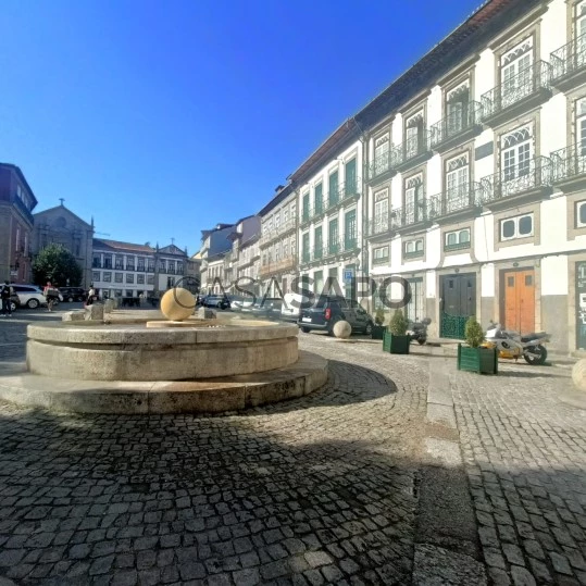 Prédio para comprar em Guimarães