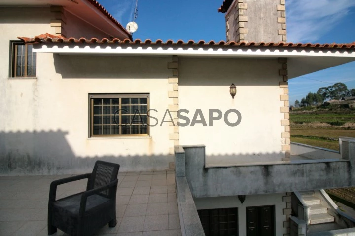Moradia T3 Duplex para comprar em Vila Nova de Famalicão