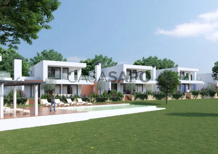 4 Bedroom villa in a condominium in Murches