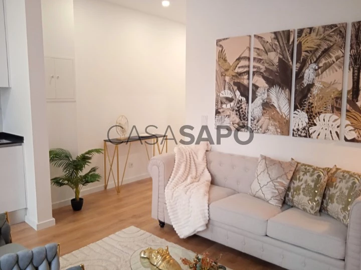 Apartamento T2+1 Duplex para comprar em Lisboa