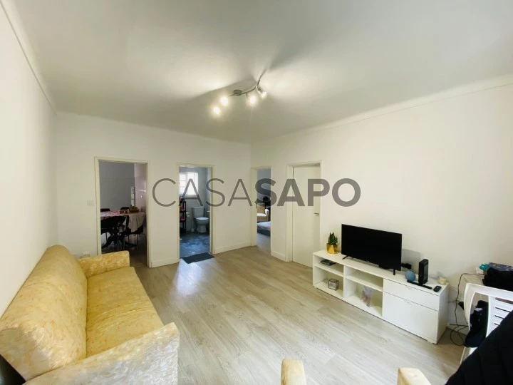 Apartamento T2 Triplex para comprar em Vila Franca de Xira