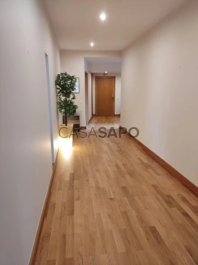 Apartamento T4+1 para comprar no Porto