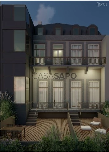 Apartamento T1 Triplex para comprar no Porto