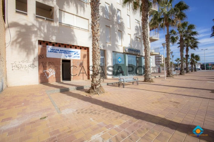 Opportunity: commercial premises for sale in Puerto de Mazarrón