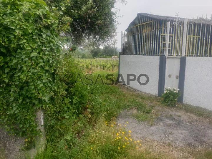 Terreno para comprar em Oliveira do Bairro