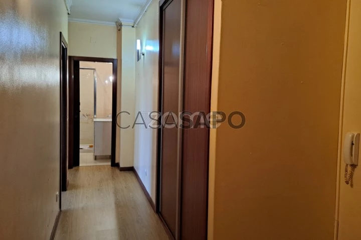 Apartamento T2 para alugar na Batalha