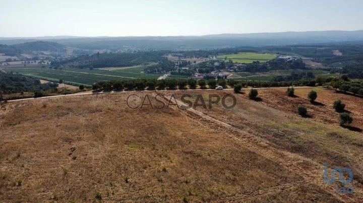 Lote para comprar em Santarém