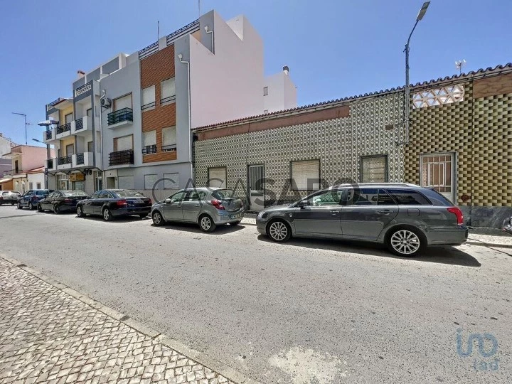 Moradia T5 para comprar em Vila Real de Santo António
