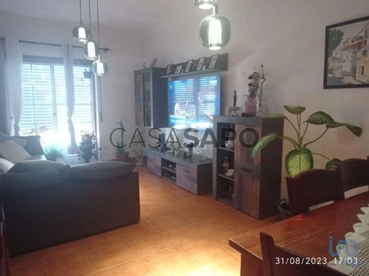 Apartamento T2 para comprar no Cadaval