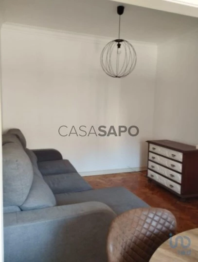 Apartamento T2 para comprar na Amadora