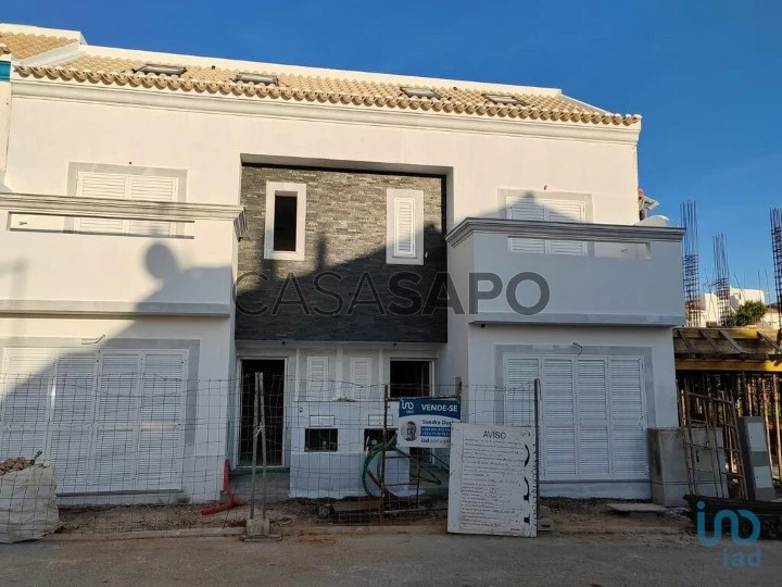 Moradia T2 para comprar em Vila Real de Santo António