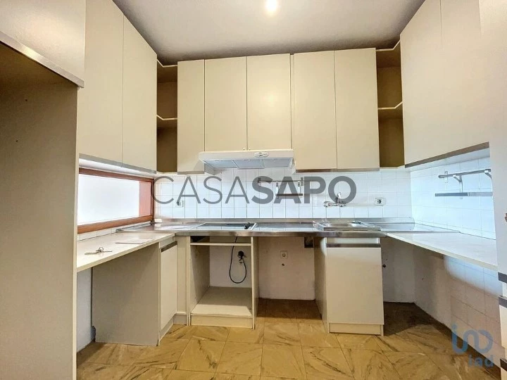 Apartamento T3 para comprar em Vila Nova de Gaia