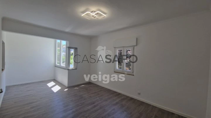 Apartamento T2 para comprar em Oeiras